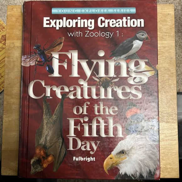 Exploring Creation with Zoology 1 Flying Creatures of the Fifth Day Textbook - Picture 1 of 8